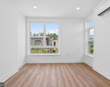 5121 Malcolm Street - Photo Thumbnail 1