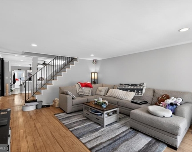 475 Old Elm Street - Photo Thumbnail 2