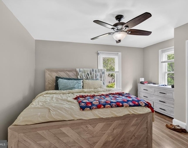 475 Old Elm Street - Photo Thumbnail 12