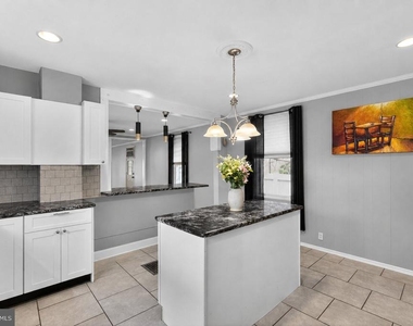 475 Old Elm Street - Photo Thumbnail 7