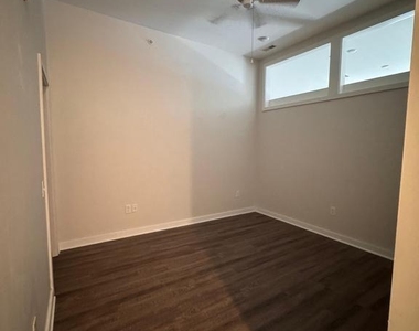 311 W Main Street - Photo Thumbnail 5