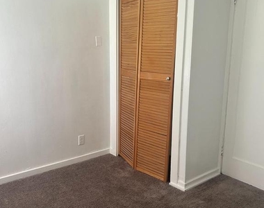 2 Quarry Street - Photo Thumbnail 12