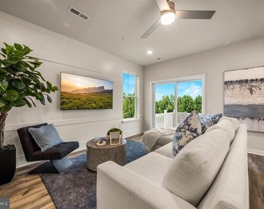 854 Graphite Drive - Photo Thumbnail 8