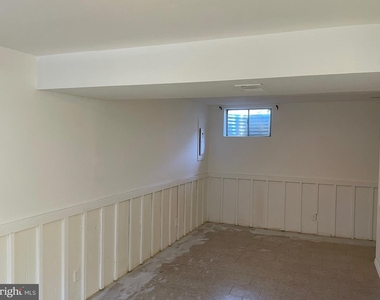 1933 Juniper Lane - Photo Thumbnail 31