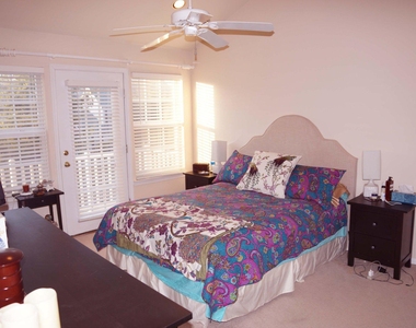 402 Bollen Court - Photo Thumbnail 6