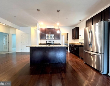 312 Breeding Boulevard - Photo Thumbnail 10