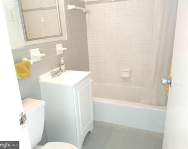 10401 Grosvenor Place - Photo Thumbnail 14