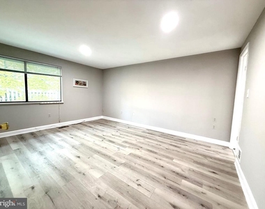 14713 Flints Grove - Photo Thumbnail 23