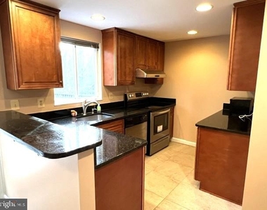 11022 Outpost Drive - Photo Thumbnail 3