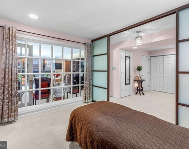 1329 Gresham Road - Photo Thumbnail 42
