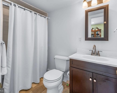 1329 Gresham Road - Photo Thumbnail 38