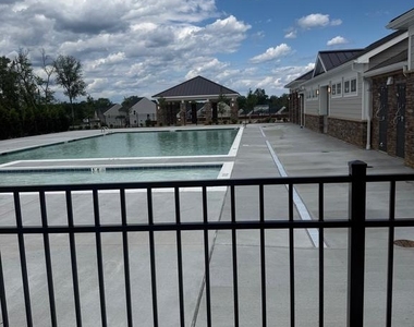 921 Playfair Terrace Way - Photo Thumbnail 5