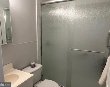 705 Bayberry Road - Photo Thumbnail 12
