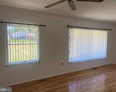 705 Bayberry Road - Photo Thumbnail 8