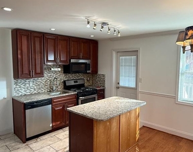 1907 Penhall Road - Photo Thumbnail 35