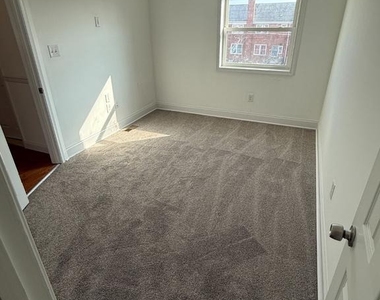 1907 Penhall Road - Photo Thumbnail 7