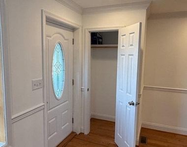 1907 Penhall Road - Photo Thumbnail 38