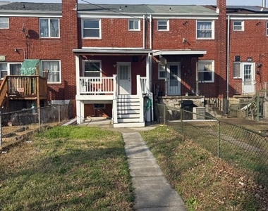1907 Penhall Road - Photo Thumbnail 11