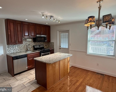 1907 Penhall Road - Photo Thumbnail 37