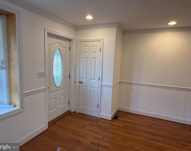 1907 Penhall Road - Photo Thumbnail 34