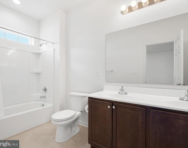 415 Lenape Way - Photo Thumbnail 18