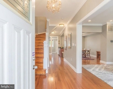116 V Street Ne - Photo Thumbnail 2