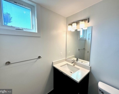2900 12th Street Ne - Photo Thumbnail 10