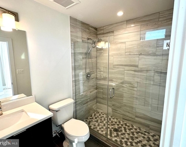 2900 12th Street Ne - Photo Thumbnail 9