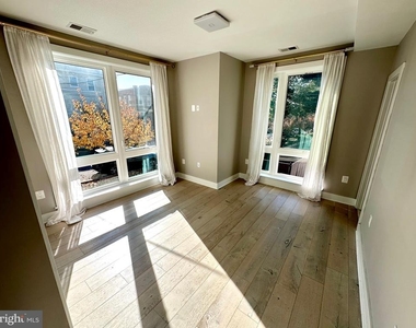 2900 12th Street Ne - Photo Thumbnail 7