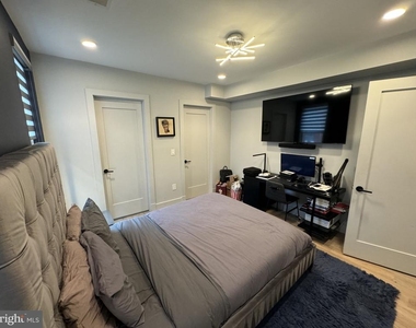 646 Newton Place Nw - Photo Thumbnail 5