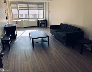 940 25th Street Nw - Photo Thumbnail 4
