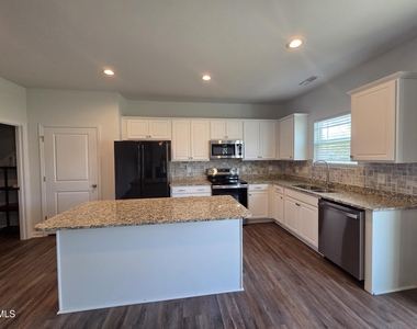 11 Forest Meadow Court - Photo Thumbnail 1