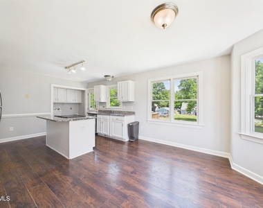 10917 Fanny Brown Road - Photo Thumbnail 14