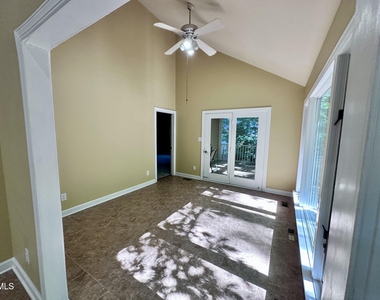 628 Spindlewood - Photo Thumbnail 4