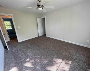 112 Worthington Court - Photo Thumbnail 35