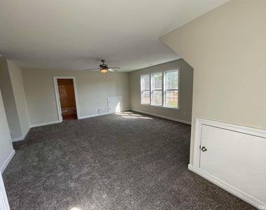 112 Worthington Court - Photo Thumbnail 39