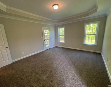 112 Worthington Court - Photo Thumbnail 27