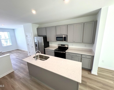 3102 Bomore Road - Photo Thumbnail 3