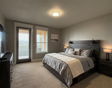 17808 Maritime Point Dr - Photo Thumbnail 10
