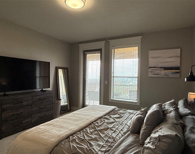 17808 Maritime Point Dr - Photo Thumbnail 11