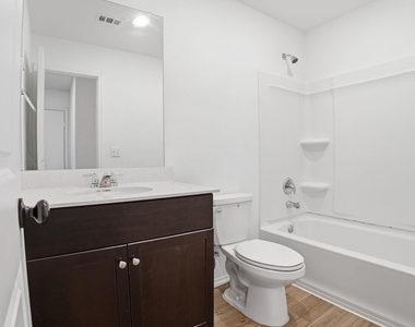 12213 Rising Moon Ln - Photo Thumbnail 13