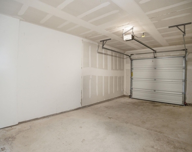12213 Rising Moon Ln - Photo Thumbnail 16