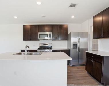 12213 Rising Moon Ln - Photo Thumbnail 4