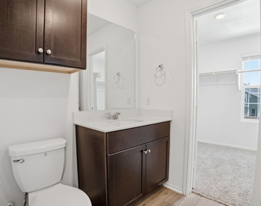 12213 Rising Moon Ln - Photo Thumbnail 8