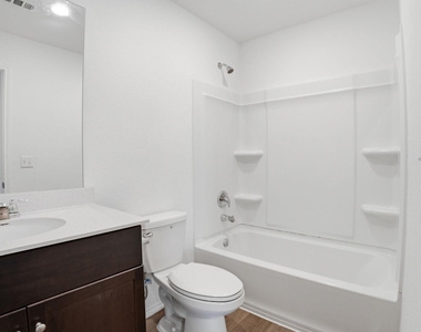 12213 Rising Moon Ln - Photo Thumbnail 10