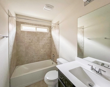 818 Silo St - Photo Thumbnail 24