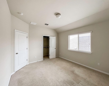818 Silo St - Photo Thumbnail 23