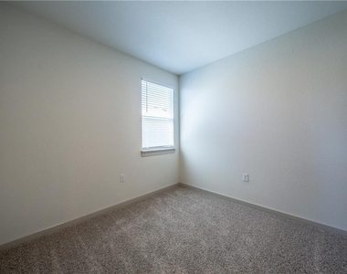 13708 Lubeck Dr - Photo Thumbnail 13