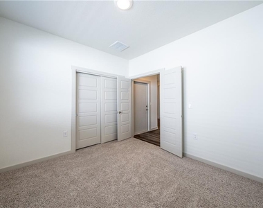 13708 Lubeck Dr - Photo Thumbnail 14
