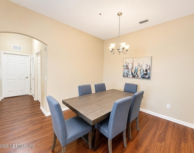 785 Oakleaf Plantation Parkway - Photo Thumbnail 5